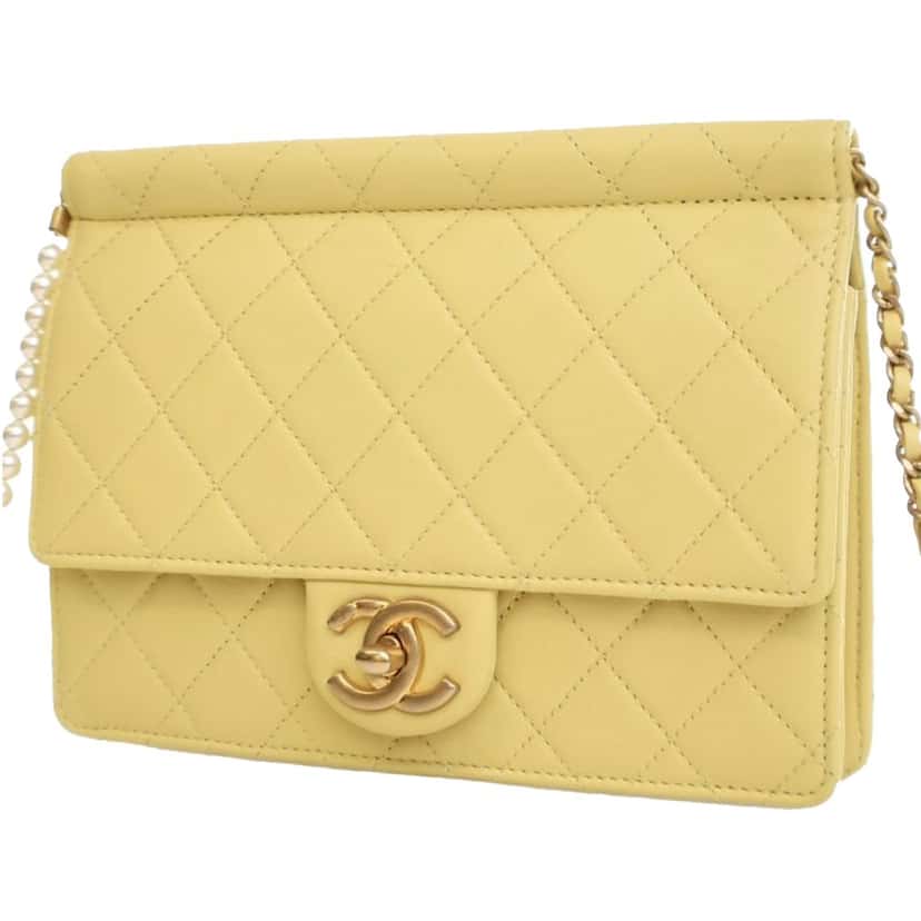 Chanel Quilted Lambskin Chic Pearls Flap Yellow Leather Good condition - Back View
