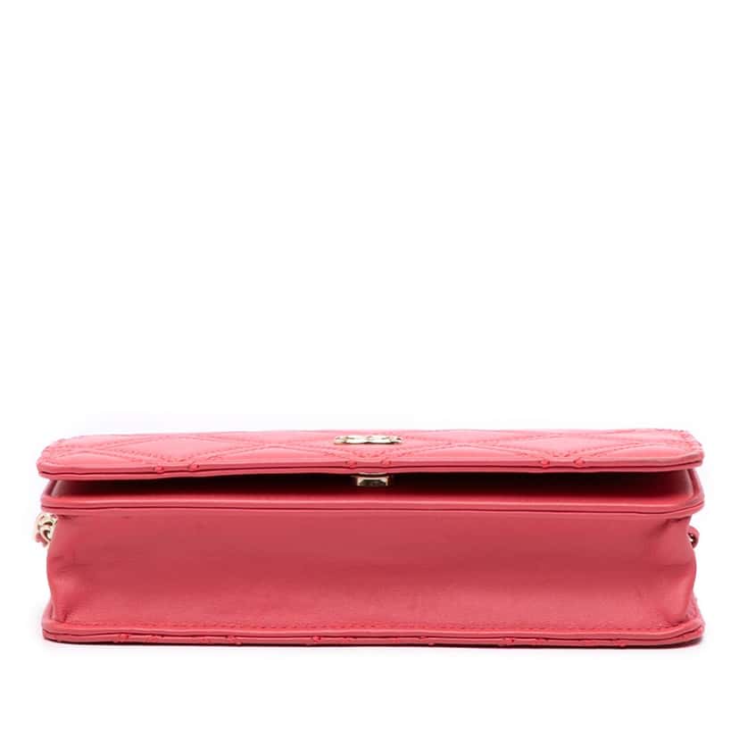 Chanel Quilted Lambskin Double Stitch Tassel Wallet On Chain Pink Leather Good condition - Inside View