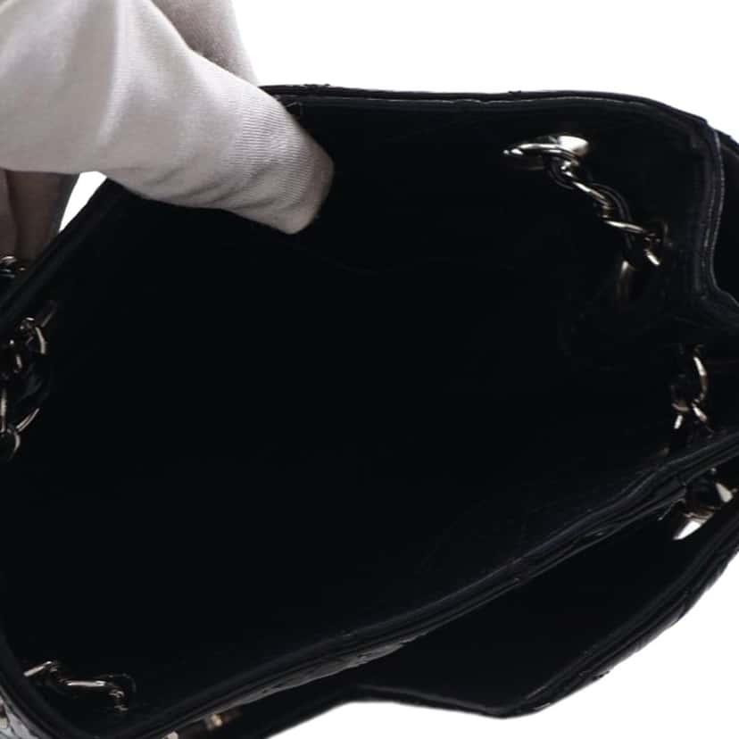 Chanel Medium Quilted Patent Upside Down Flap Black Leather Good condition - Box View
