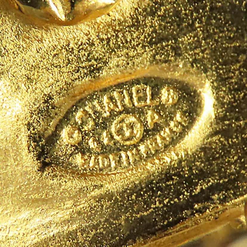 Chanel CC Gold Plated Cross Clip On Earrings Gold Metal Good condition - Inside View