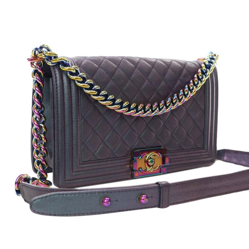 Chanel Old Medium Quilted Iridescent Goatskin Boy Flap Purple Leather Good condition - Back View