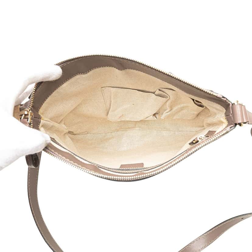 Gucci GG Canvas Mayfair Crossbody Brown Canvas Good condition - Model View
