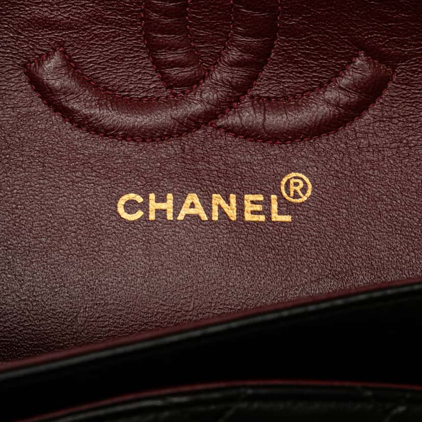Chanel Medium Classic Lambskin Double Flap Black Leather Good condition - Box View