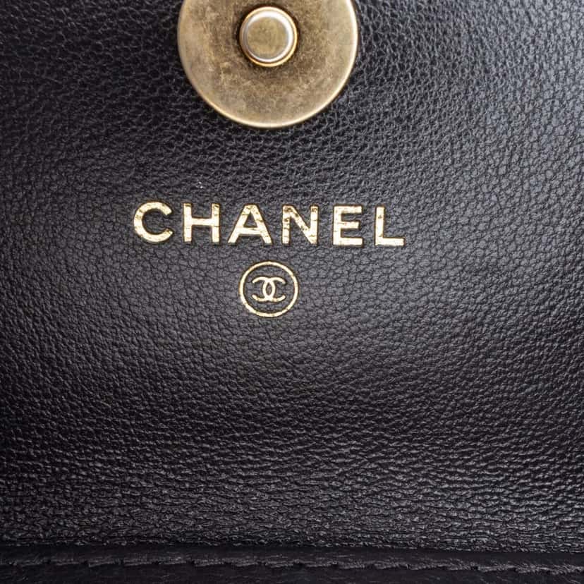 Chanel Lambskin 19 Flap Coin Purse With Chain Black Leather Good condition - Box View