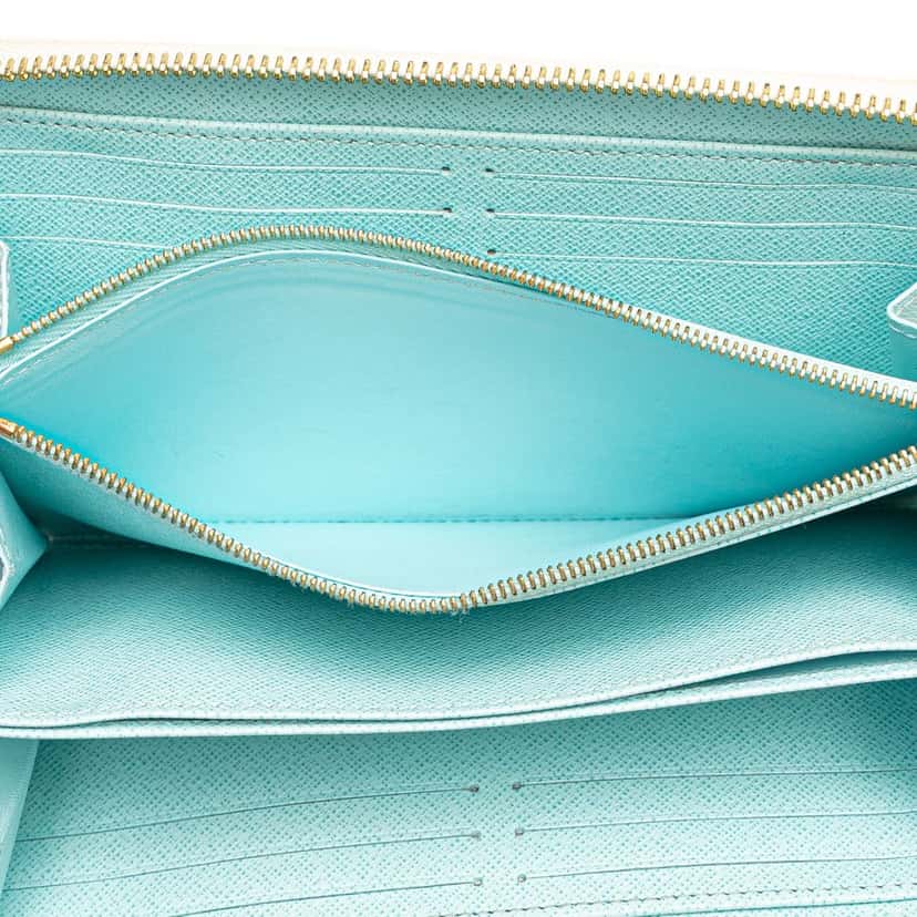 Louis Vuitton Monogram Giant By The Pool Zippy Wallet Blue Canvas Good condition - Model View