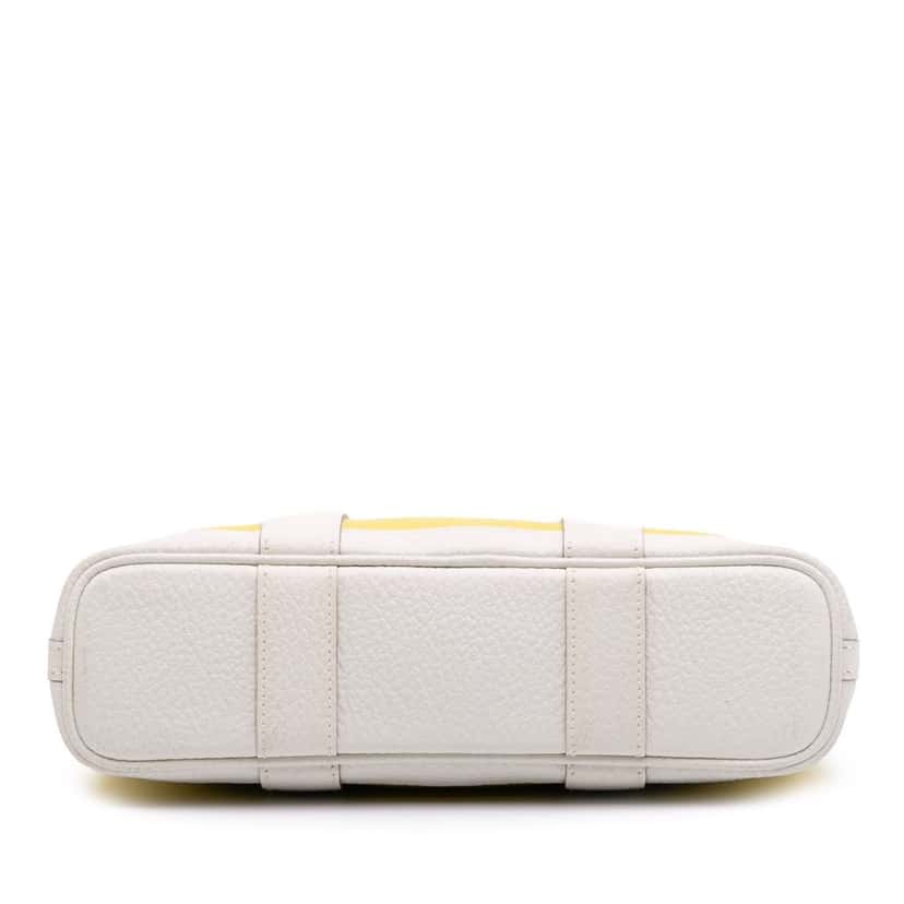 Hermès Toile and Negonda Garden File 28 Yellow Canvas Good condition - Inside View