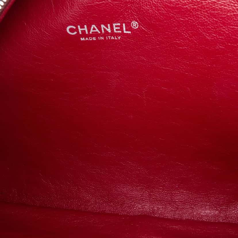 Chanel Quilted Patent Geometric Kaleidoscope Shoulder Bag Black Leather Good condition - Model View