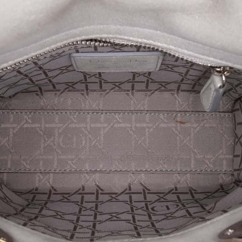 Dior Mini Iridescent Lambskin Cannage Lady Dior Silver Leather Good condition - Model View