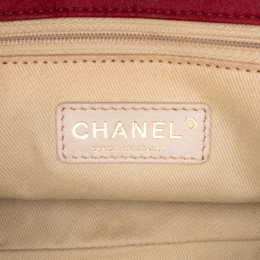 Chanel Large Aged Calfskin Chic Quilt Flap Red Leather Good condition - Box View