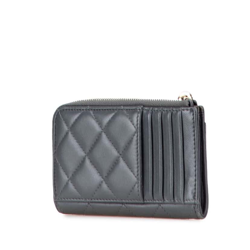Chanel CC Quilted Lambskin Zip Around Card Holder Black Leather Good condition - Back View