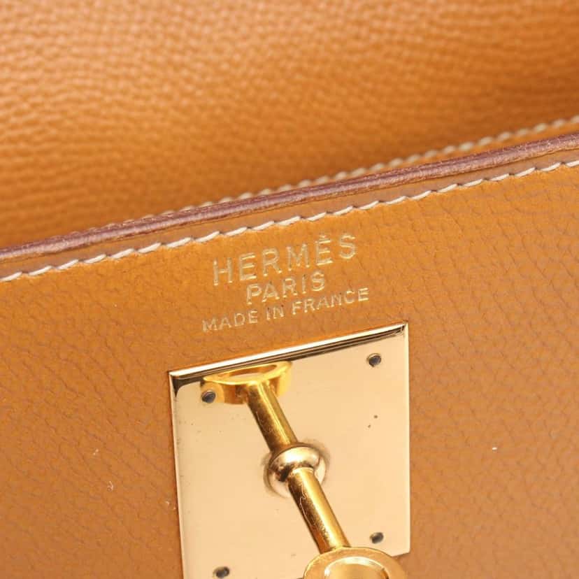 Hermès Courchevel Kelly Retourne 40 Brown Leather Good condition - Model View