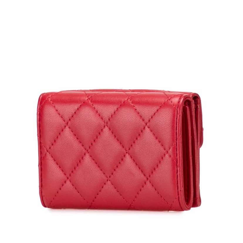 Chanel CC Quilted Lambskin Trifold Wallet Red Leather Good condition - Back View