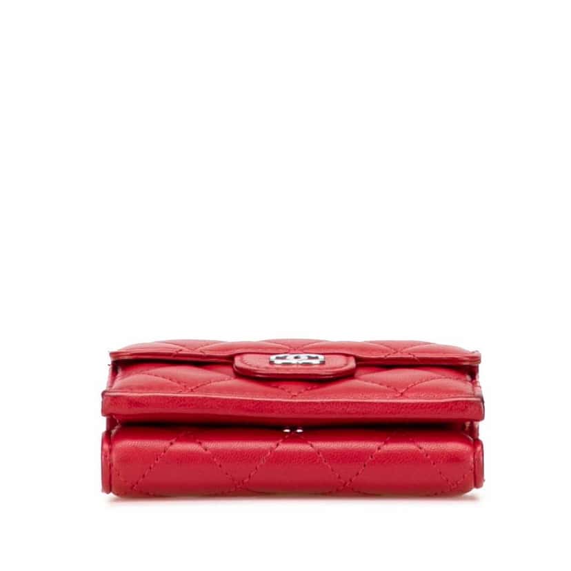 Chanel CC Quilted Lambskin Trifold Wallet Red Leather Good condition - Inside View