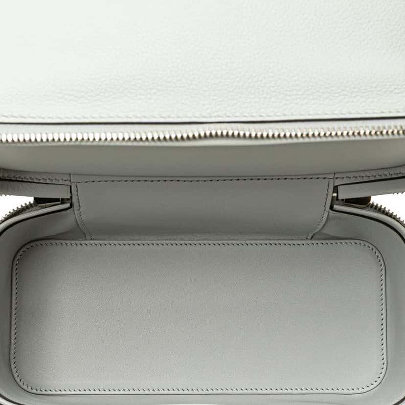 Hermès Evercolor Bolide Secret Bag Blue Leather Good condition - Model View