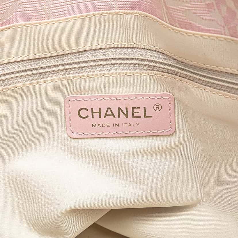 Chanel New Travel Line Nylon Tote Pink Good condition - Box View