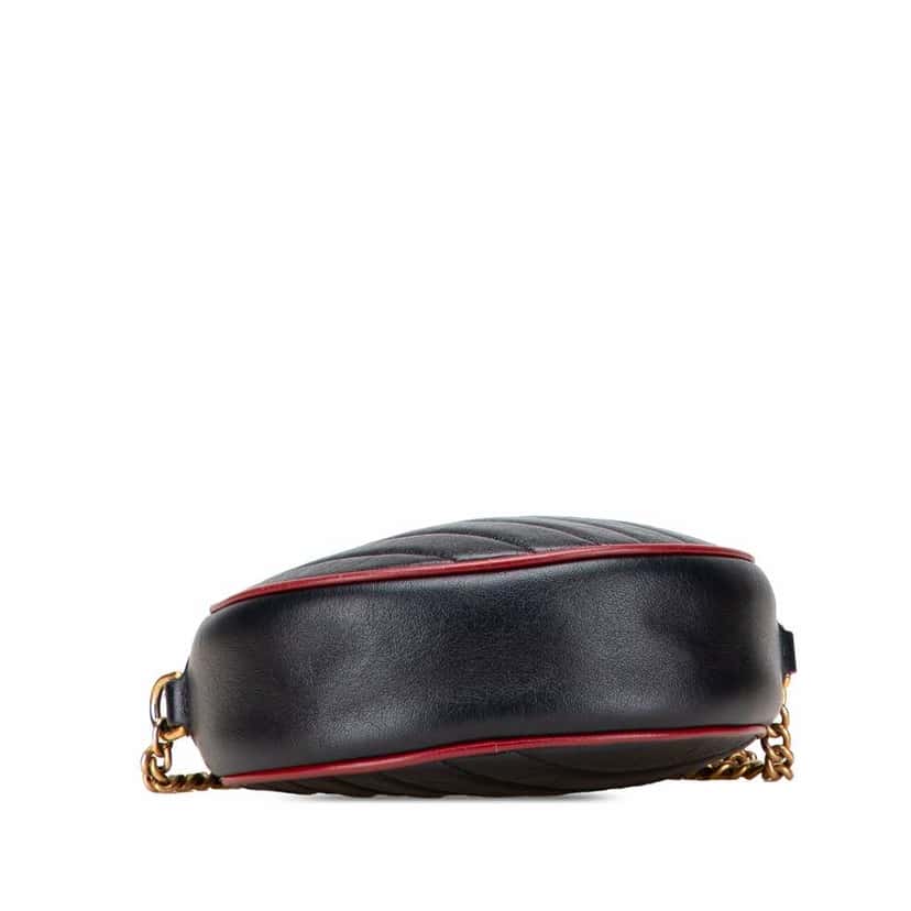 Gucci Mini GG Marmont Matelasse Leather Torchon Round Crossbody Black Leather Good condition - Inside View