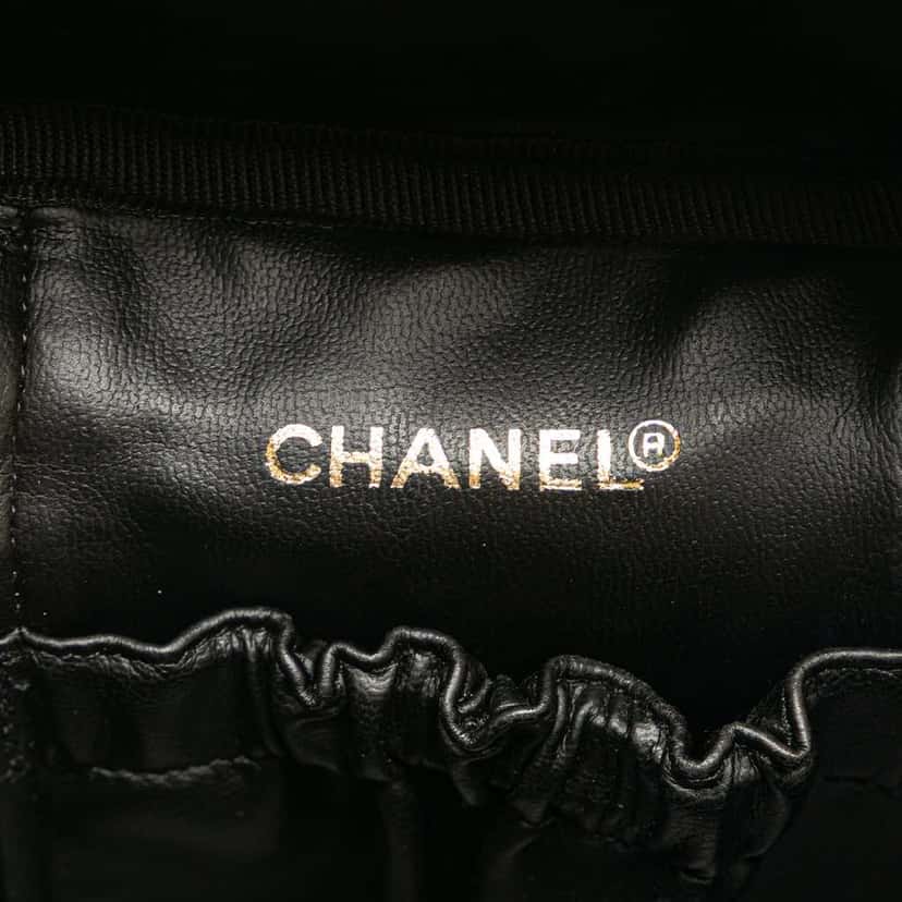Chanel CC Lambskin Vanity Case Black Leather Good condition - Box View