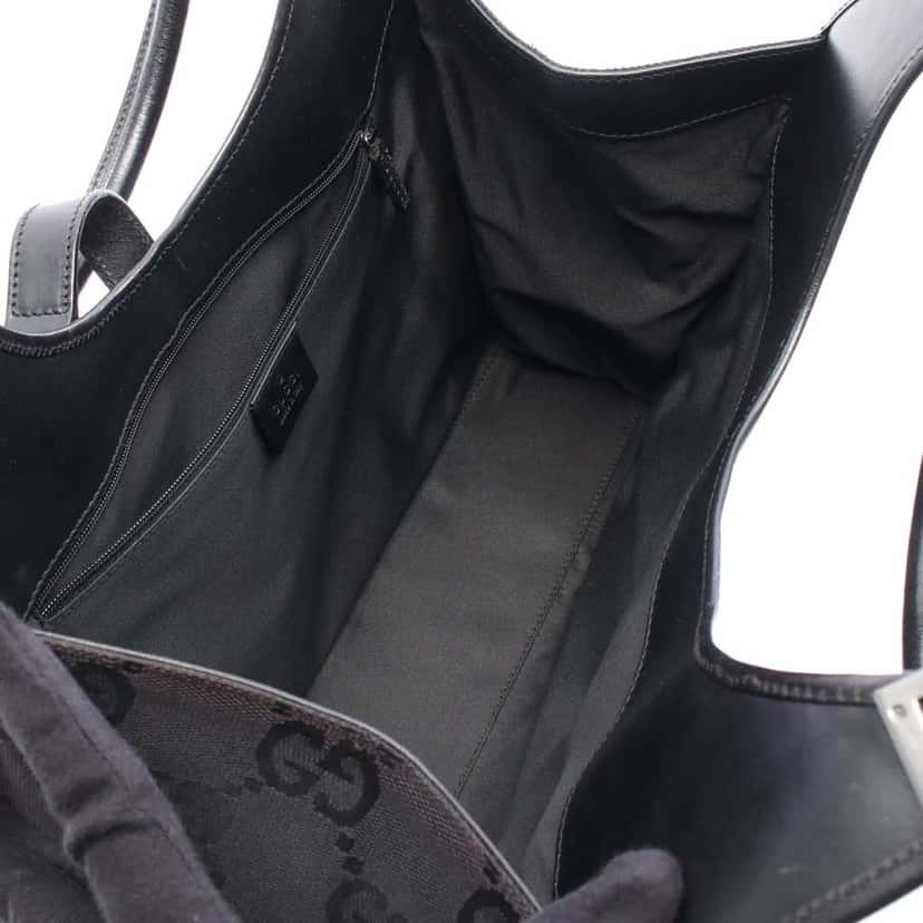 Gucci GG Canvas Jackie Bardot Shoulder Bag Black Canvas Good condition - Model View