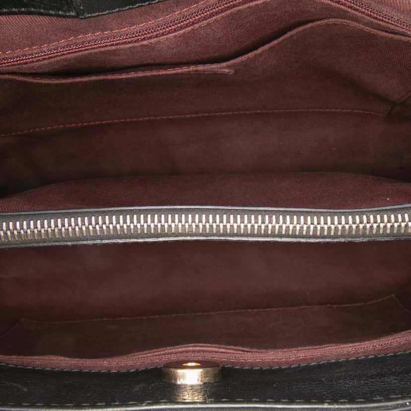 Chanel Small Grained Calfskin Neo Executive Shopper Tote Black Leather Good condition - Model View