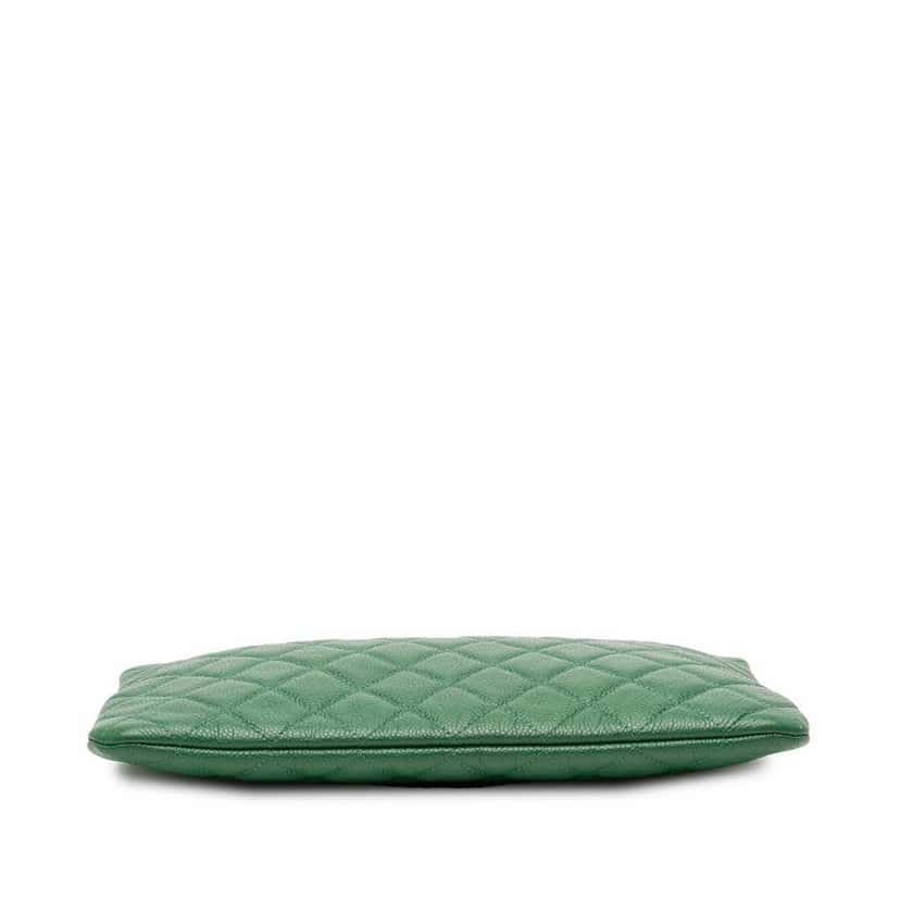 Chanel Medium Quilted Caviar O Case Clutch Green Leather Good condition - Inside View