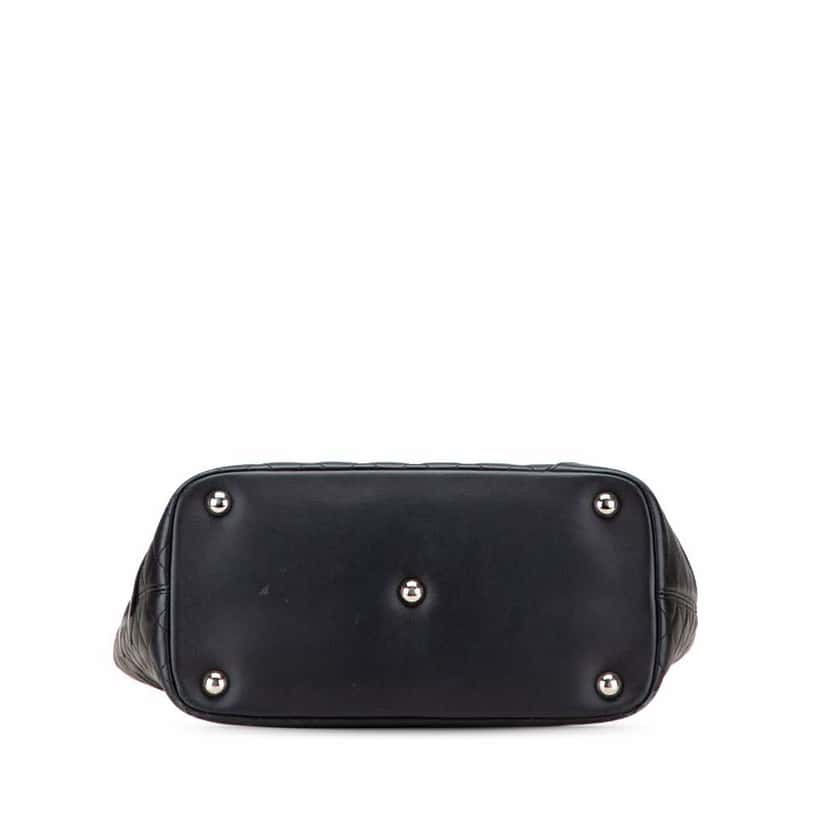 Chanel Large Quilted Calfskin Cambon Ligne Tote Black Leather Good condition - Inside View
