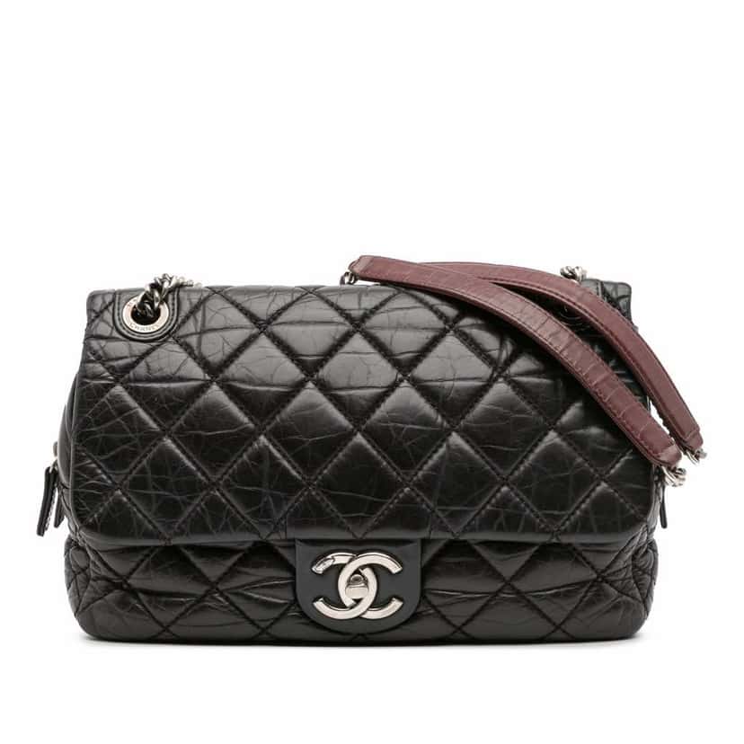 Chanel Jumbo Quilted Aged Calfskin Portobello Flap Black Leather Very good condition - Front View