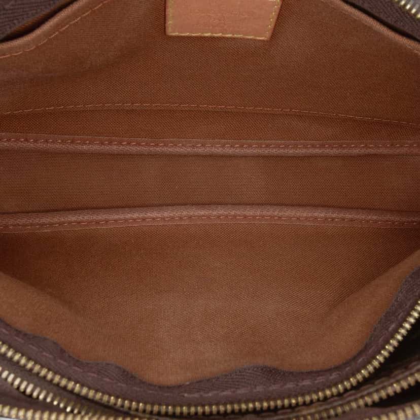 Louis Vuitton Monogram Multi Pochette Accessoires Brown Canvas Good condition - Model View