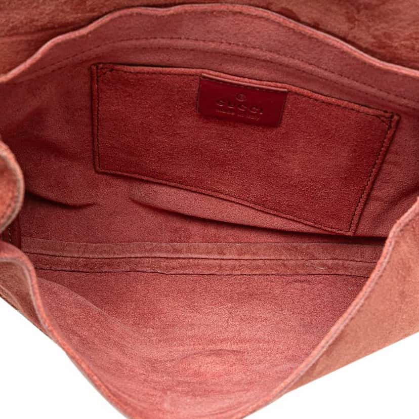 Gucci Suede Heart Shoulder Bag Pink Leather Good condition - Model View