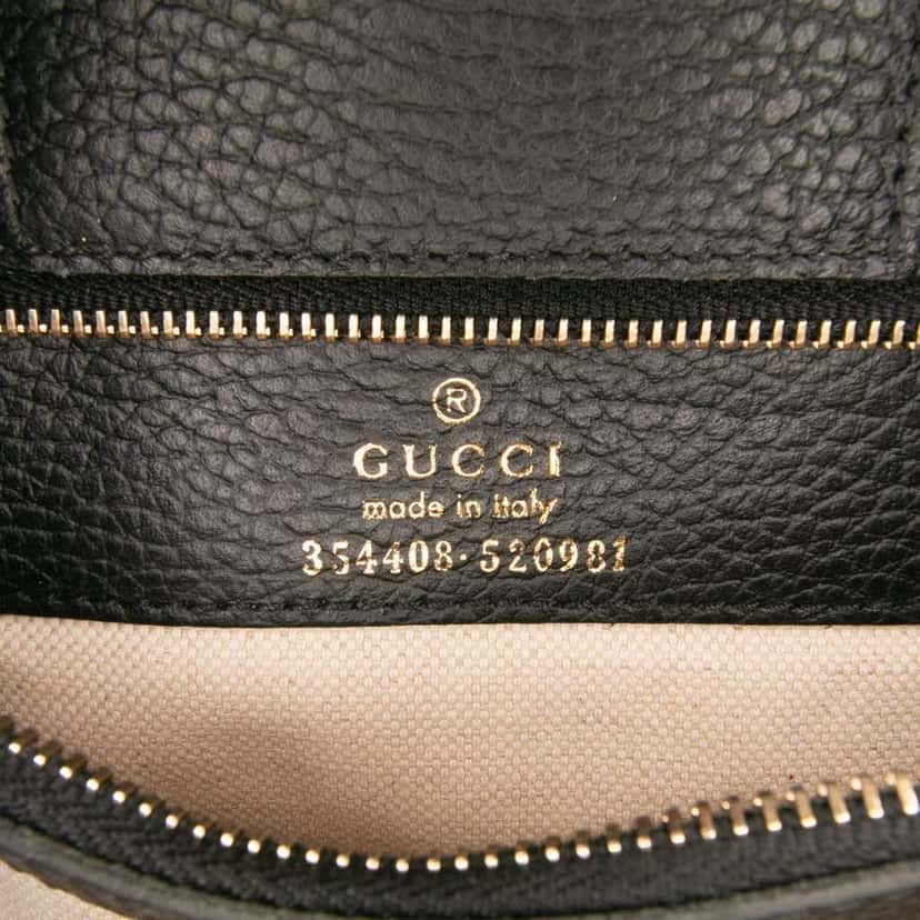 Gucci Small Leather Swing Tote Black Leather Good condition - Box View