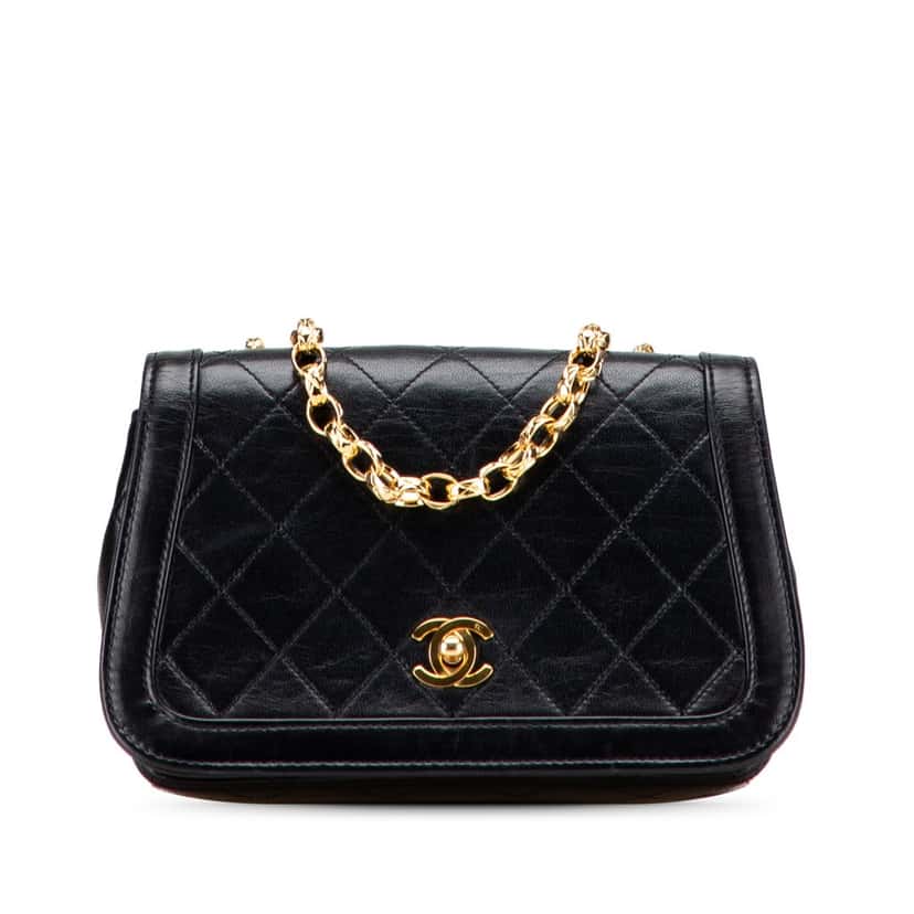 Chanel CC Quilted Lambskin Bijoux Chain Curved Full Flap Black Leather Good condition - Front View