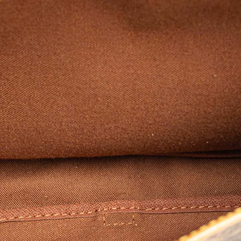 Louis Vuitton Monogram Saumur 25 Brown Canvas Good condition - Model View