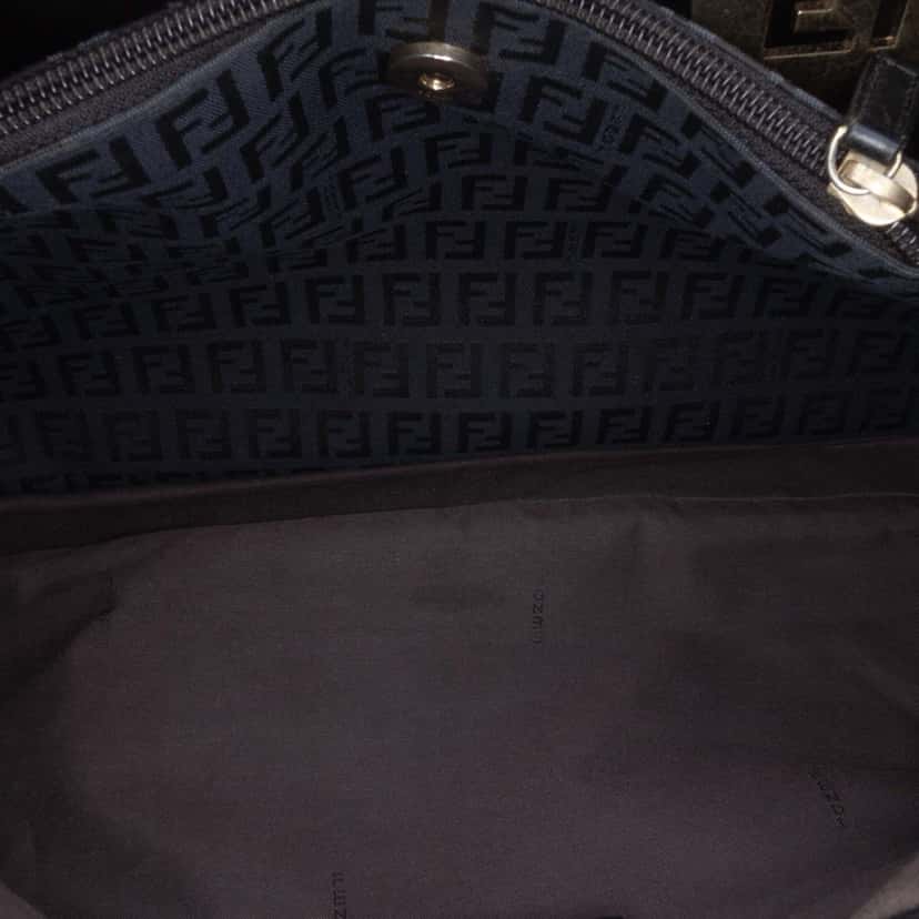 Fendi Zucchino Canvas Shoulder Bag Black Canvas Good condition - Model View