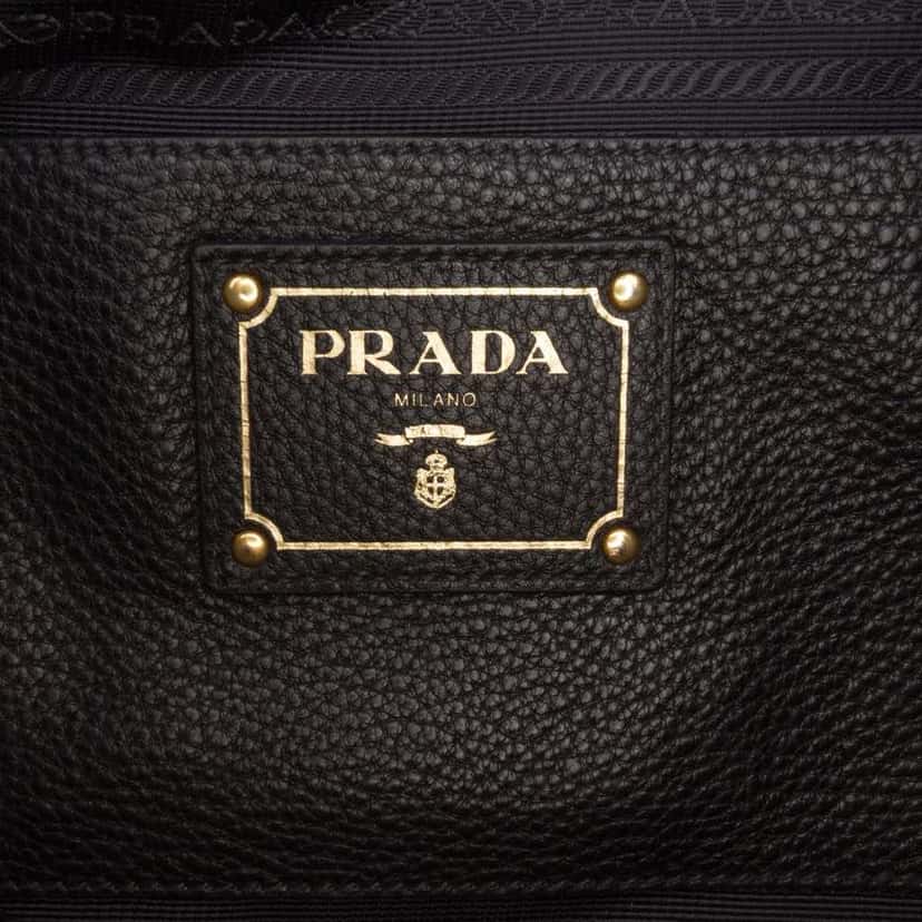 Prada Vitello Daino Open Convertible Tote Black Leather Good condition - Box View