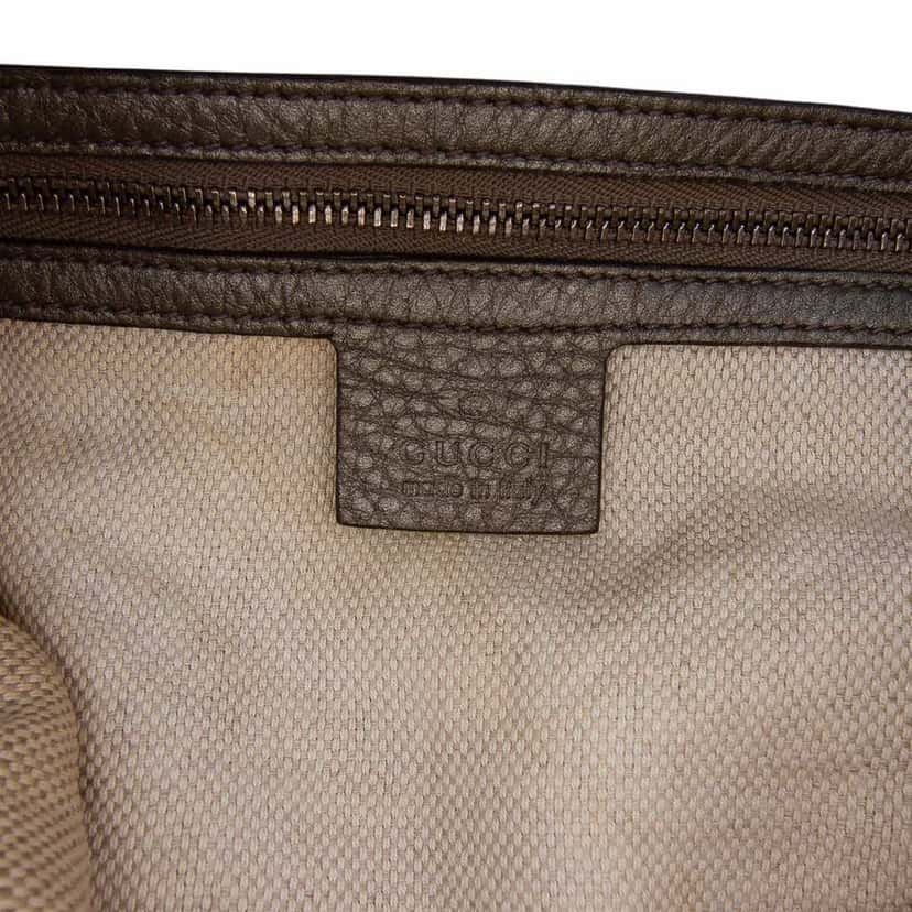Gucci Metallic Leather Soho Shoulder Bag Silver Leather Good condition - Box View