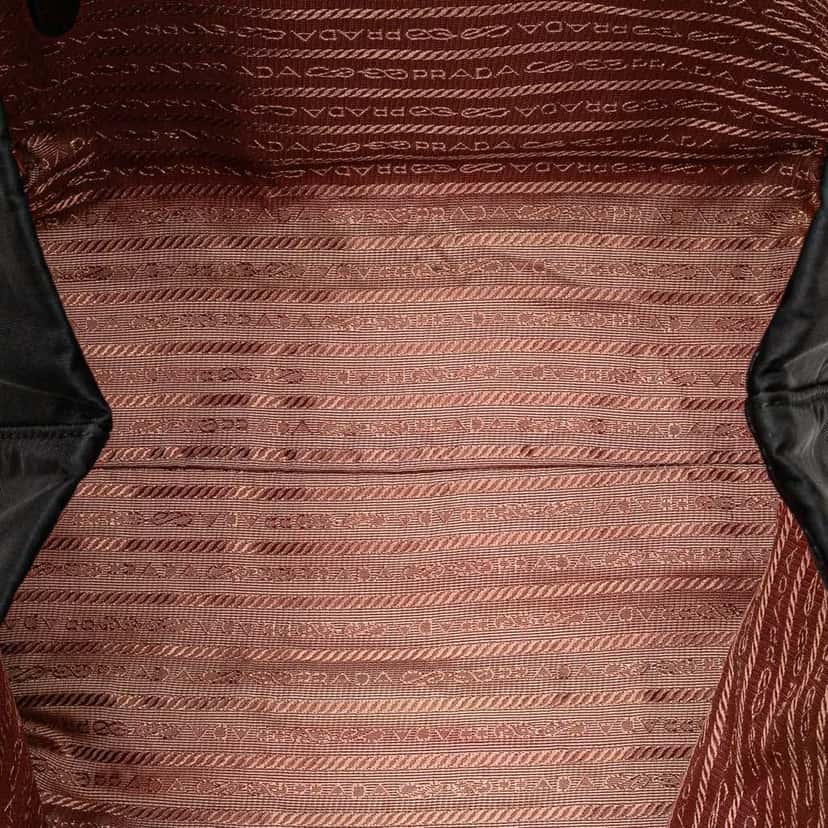 Prada Tessuto Fiocco Bow Handbag Black Good condition - Model View