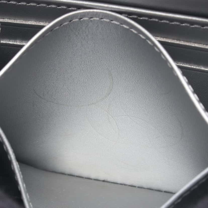 Louis Vuitton Monogram Mirror Zippy Coin Purse Silver Canvas Good condition - Inside View