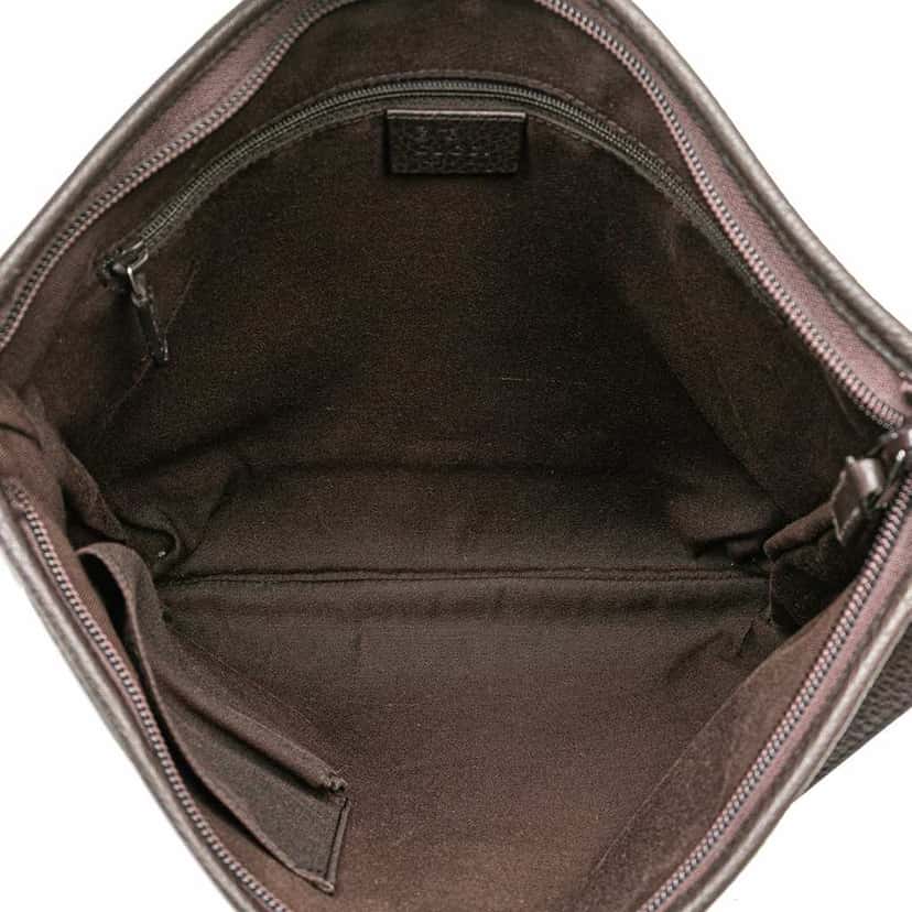 Gucci GG Denim Abbey D Ring Crossbody Brown Denim Good condition - Model View