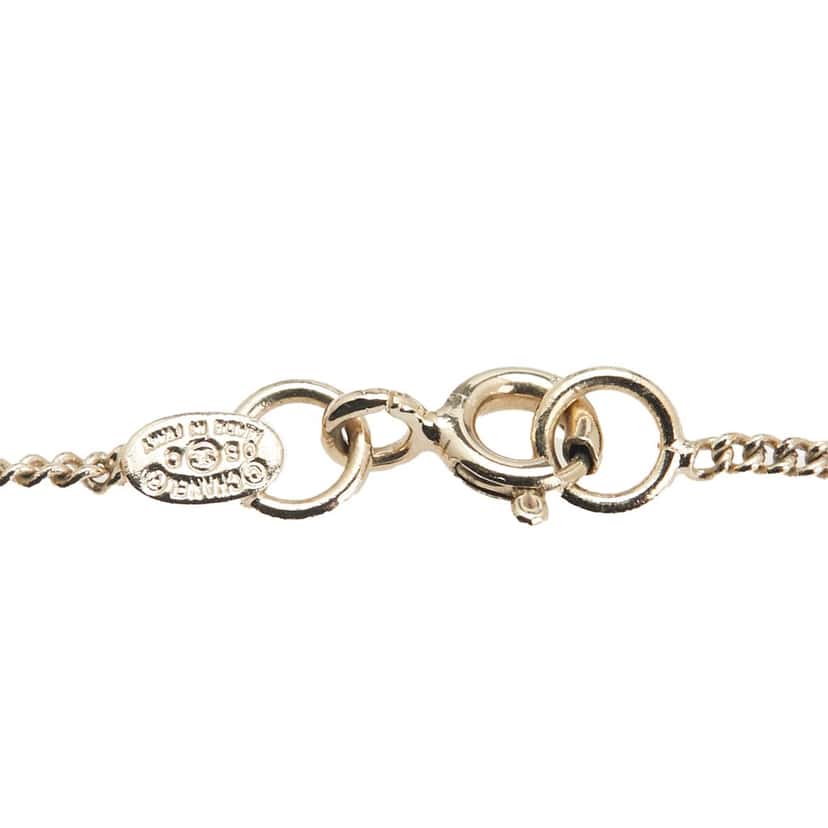 Chanel Gold Plated Enamel CC Eiffel Tower Charm Necklace Gold Metal Good condition - Model View