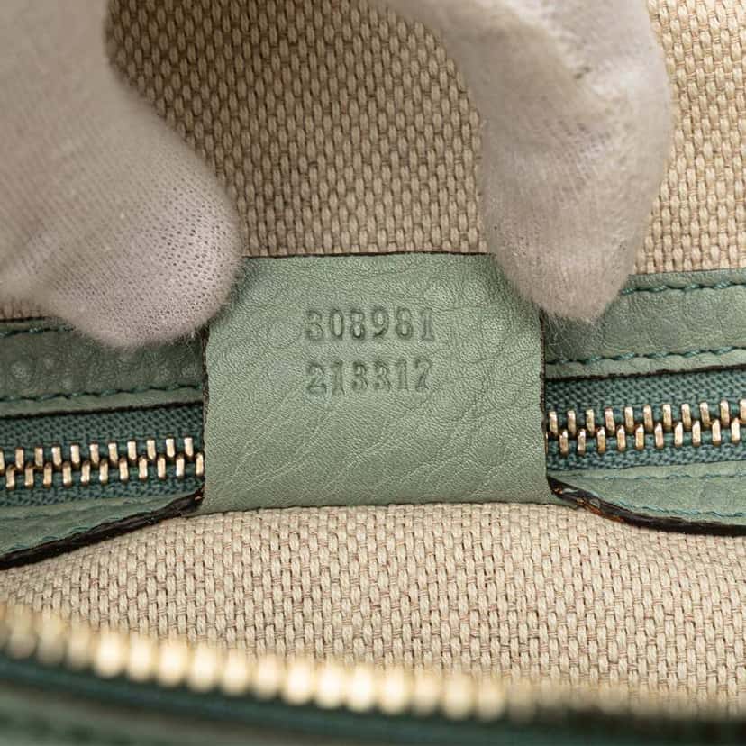 Gucci Leather Soho Chain Shoulder Bag Blue Leather Very good condition - Box View