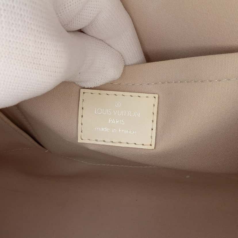Louis Vuitton Epi Madeleine GM White Leather Good condition - Box View