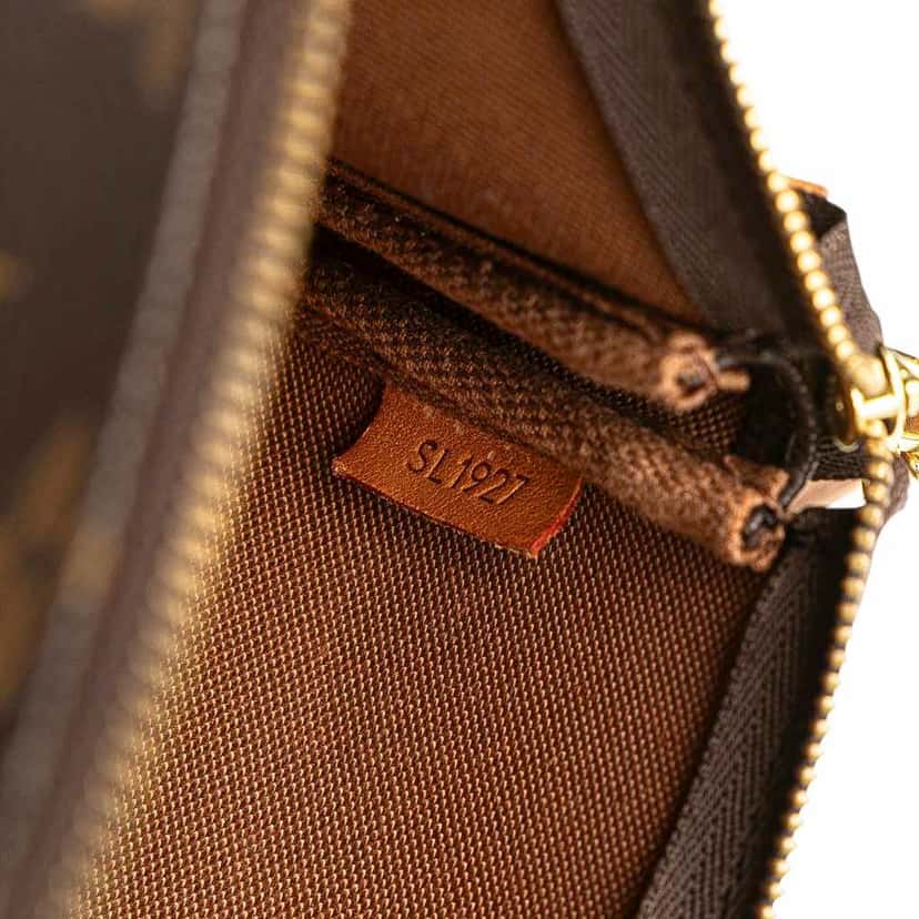 Louis Vuitton Monogram Pochette Accessoires Brown Canvas Good condition - Box View