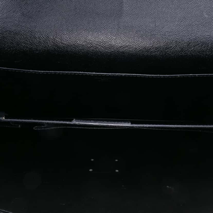 Louis Vuitton Taiga Moskova Briefcase Black Leather Good condition - Model View
