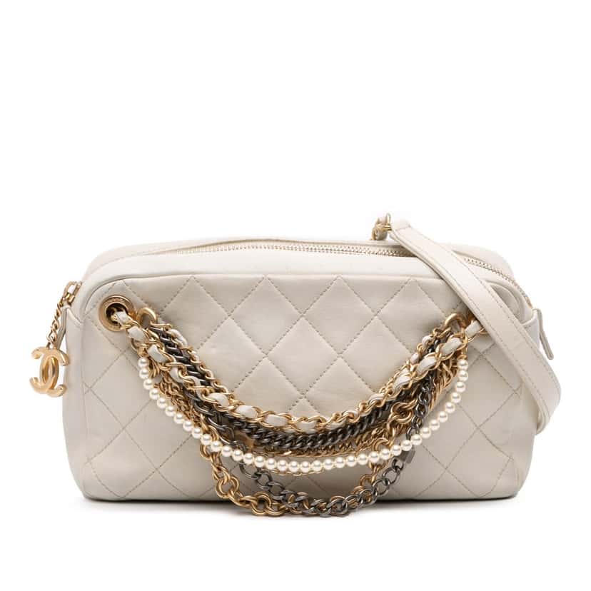 Chanel Quilted Lambskin All About Chains Camera Bag White Leather Good condition - Front View