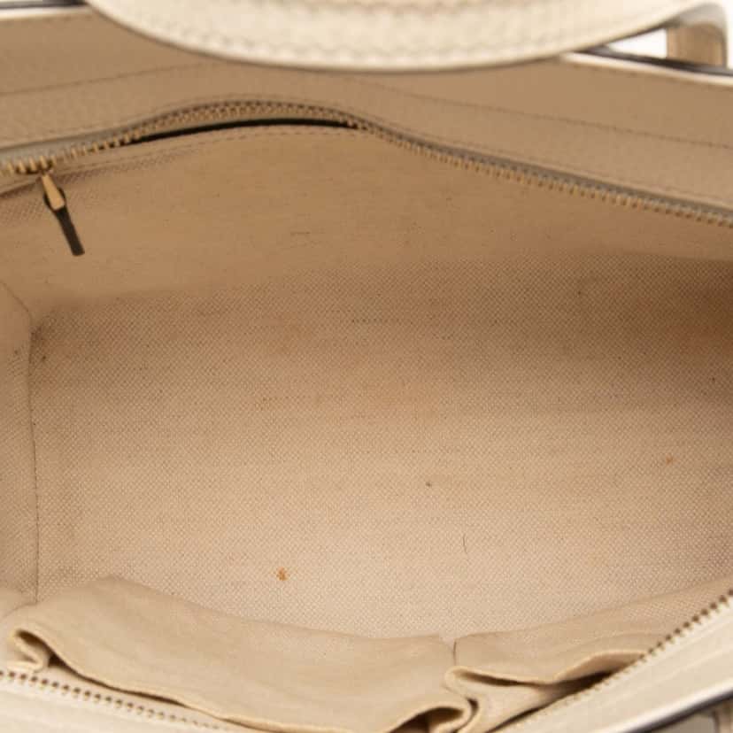 Gucci Mini Leather Swing Satchel White Leather Good condition - Model View