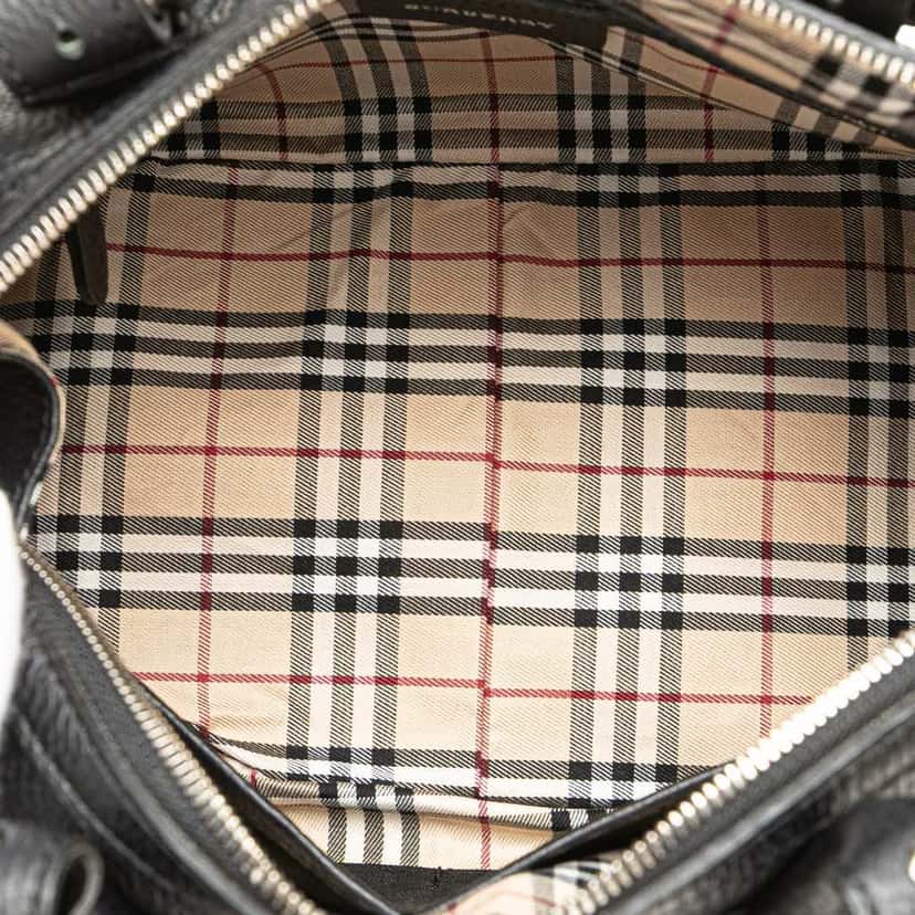 Burberry Leather Handbag Black Leather Good condition - Model View