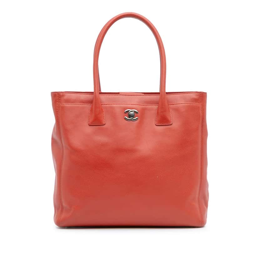 Chanel Tall Calfskin Executive Cerf Tote Red Leather Fair condition - Front View