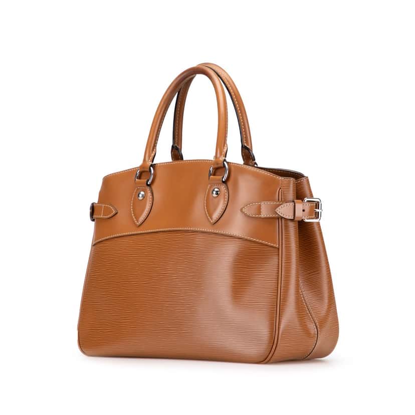 Louis Vuitton Epi Passy PM Brown Leather Good condition - Back View