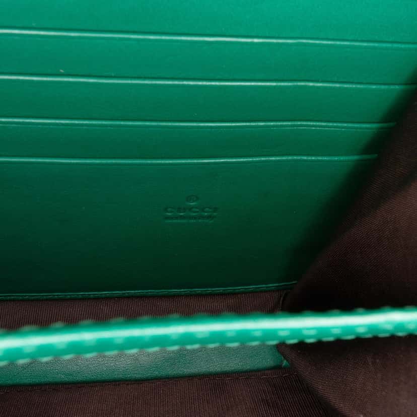 Gucci GG Marmont Matelasse Leather Wallet On Chain Green Leather Good condition - Box View