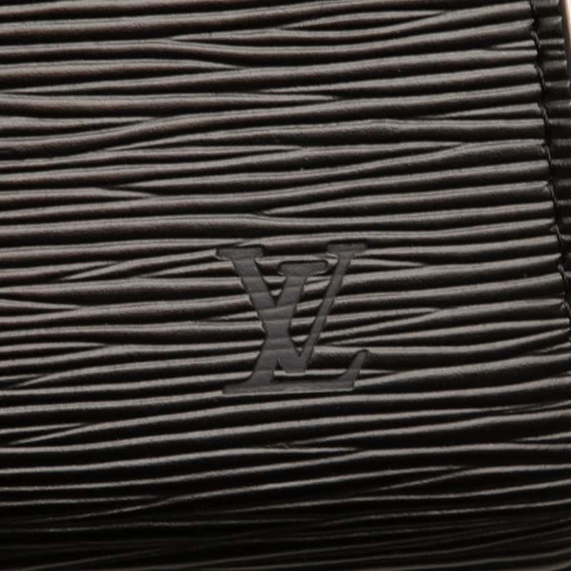 Louis Vuitton Epi Pochette Accessoires Black Leather Good condition - Box View