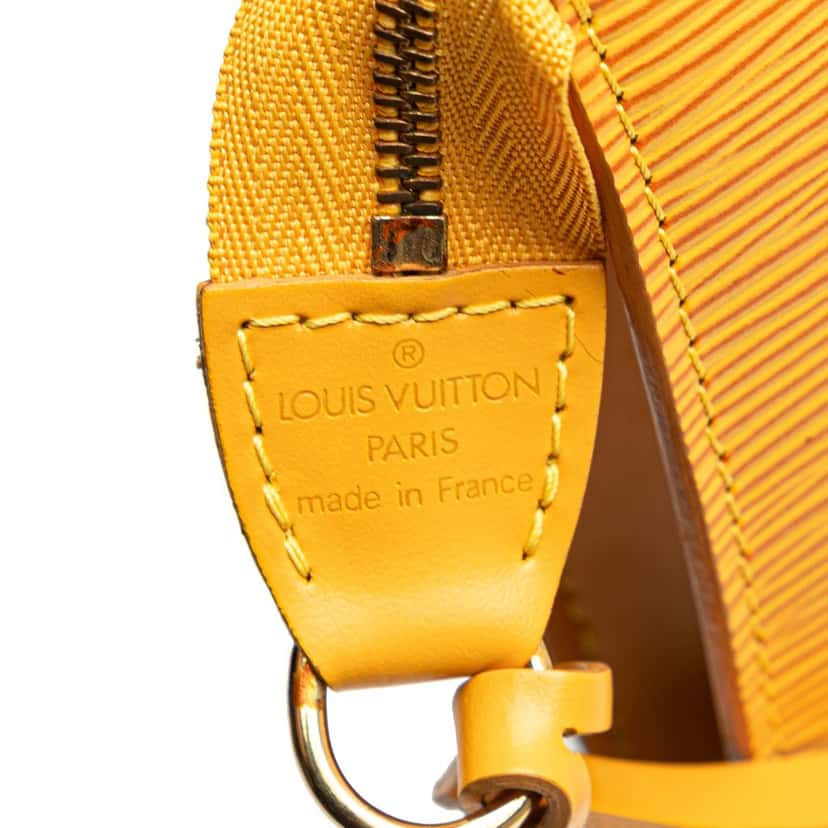 Louis Vuitton Epi Pochette Accessoires Yellow Leather Good condition - Box View